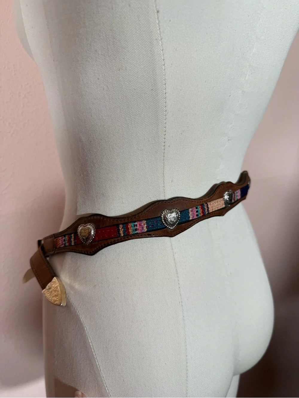 Vintage southwestern leather silver Heart Concho Skinny rodeo princess Belt 32 - Picture 15 of 17